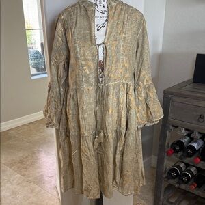 Rhea Vines Dress/Tunic in Taupe and Gold vine print. S/M